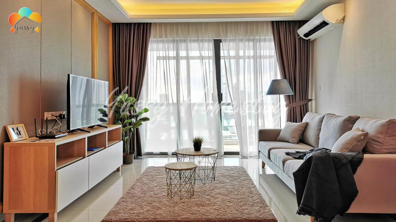 Yussy 2 Bedrooms Condo At R&F Princess Cove Johor Bahru Exterior foto